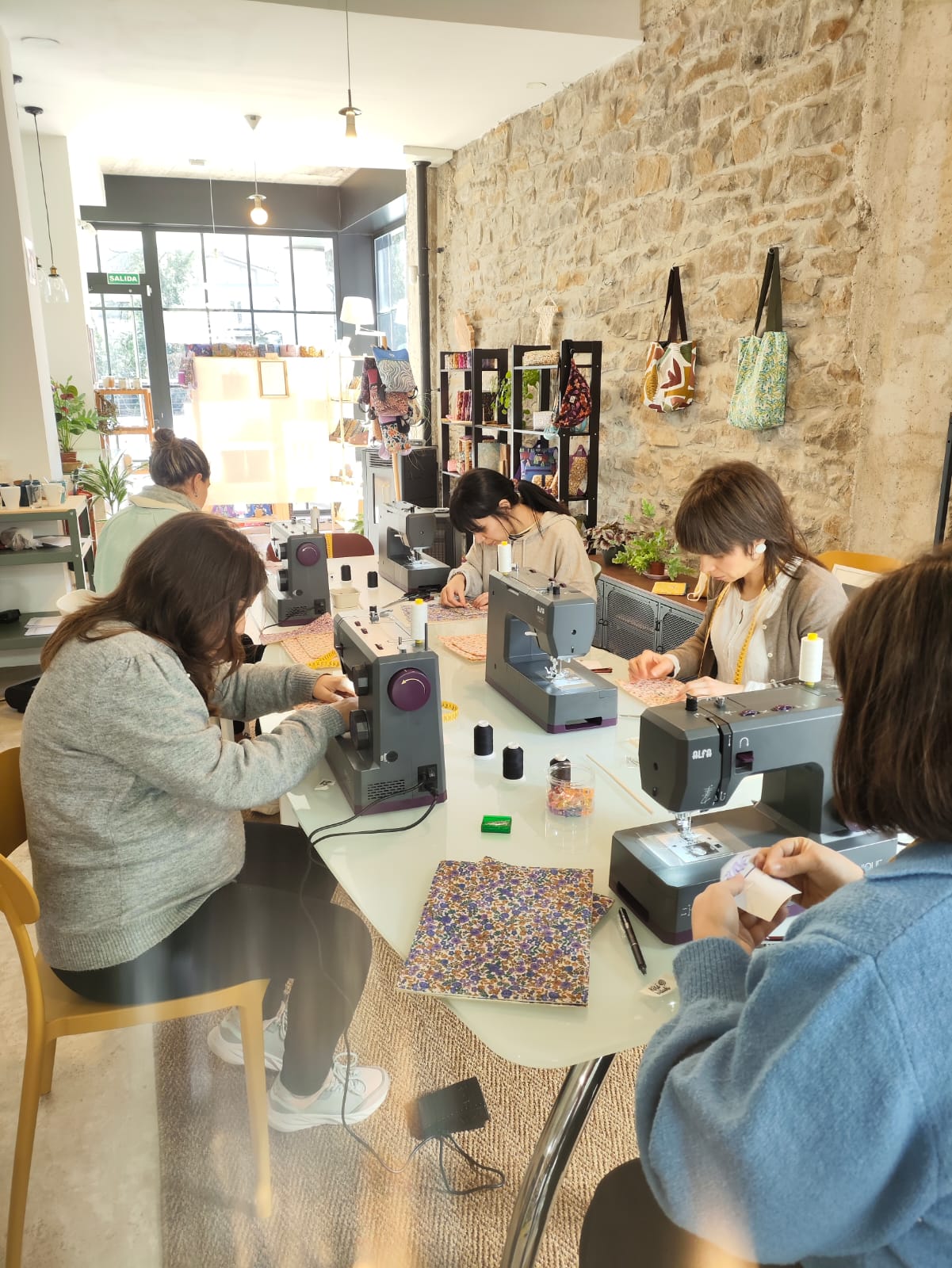 Taller de costura · Neceser Box ✨